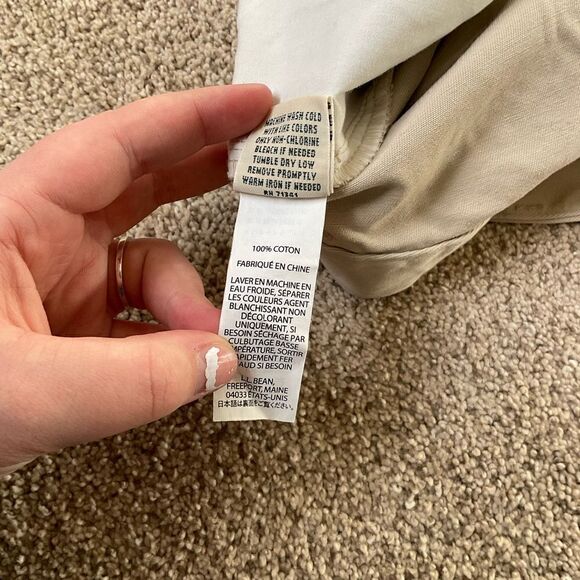 L.L. Bean Womens Regular Fit Khaki Chino Pants - Size 16 PET - Picture 6 of 6